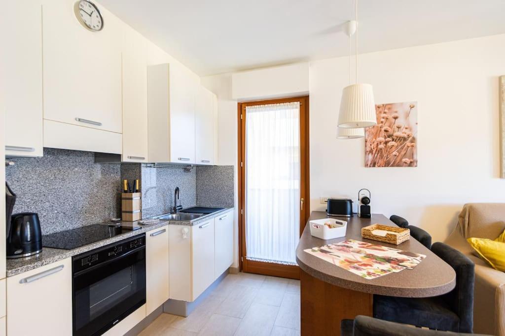 Wraparound Lake Views Bellavista Residence Campione dʼItalia 외부 사진